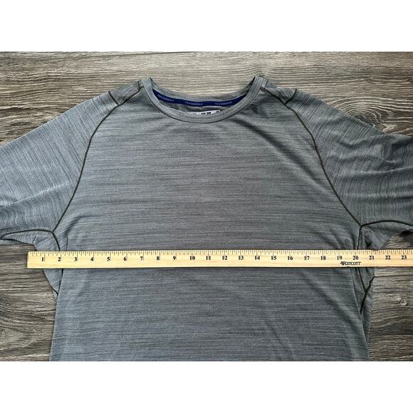 New Balance Men’s Large Gray LS Workout Shirt - Picture 3 of 7